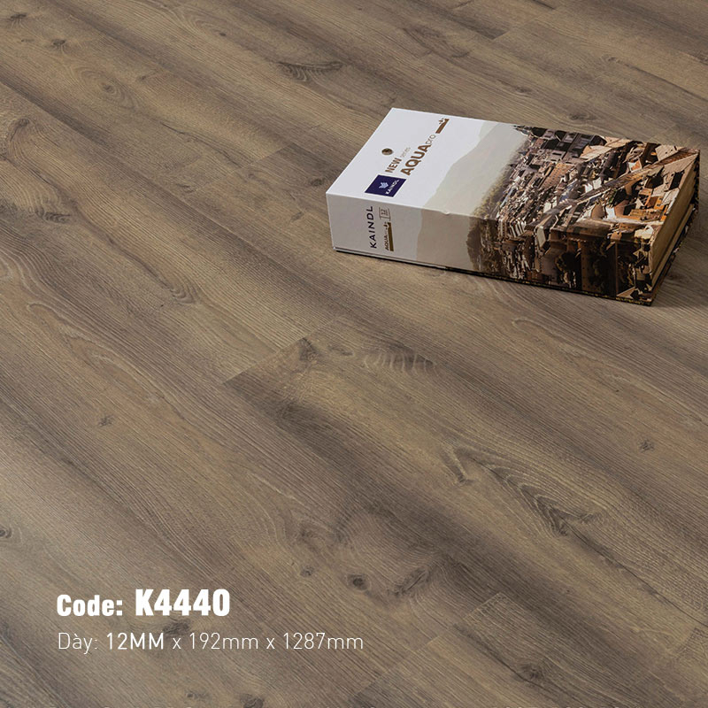 Laminate Flooring KAINDL Aqua K4440AV